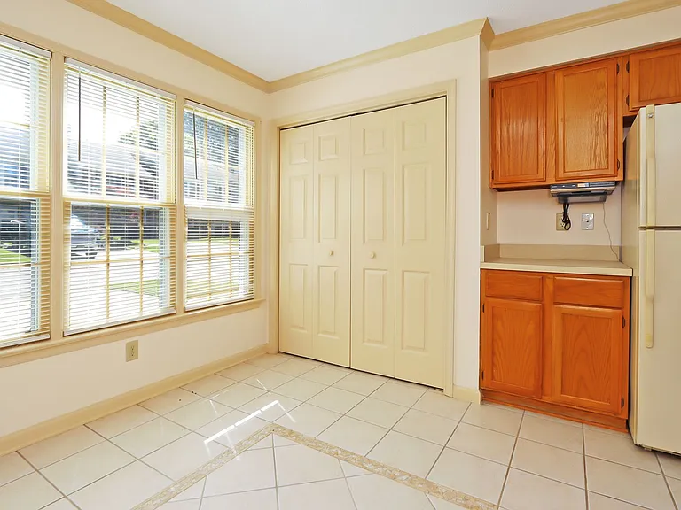 109 Larkspur Holw — Photo 9