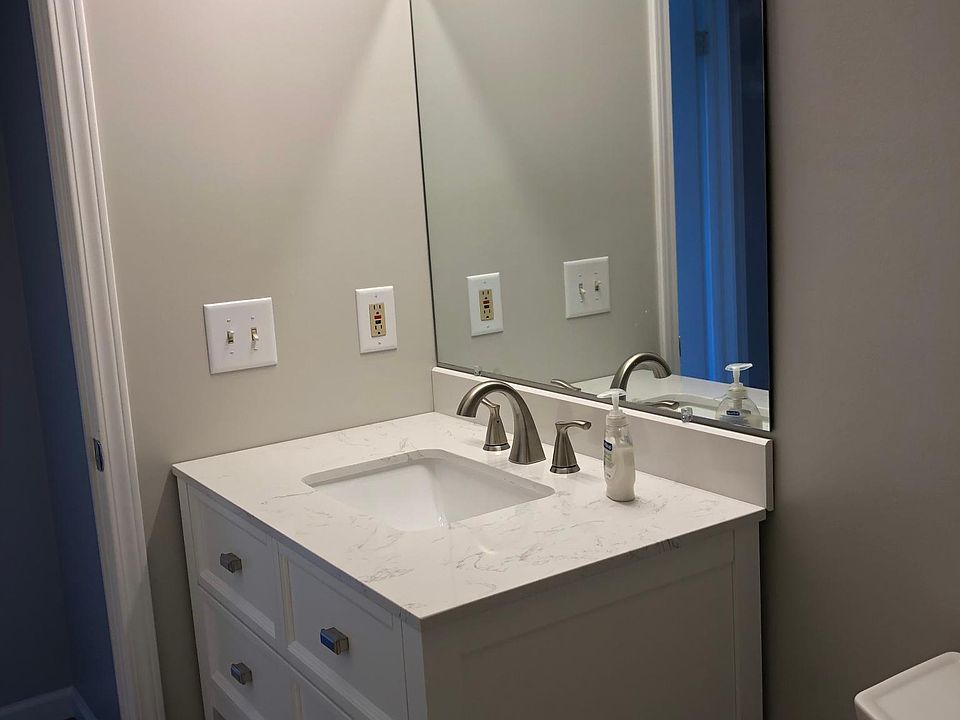 1st image of 43435 Cape Dr #33