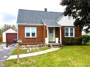 456 Beach Rd, Cheektowaga, NY 14225