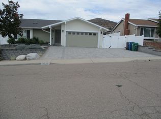 10238 Molino Rd, Santee, CA 92071