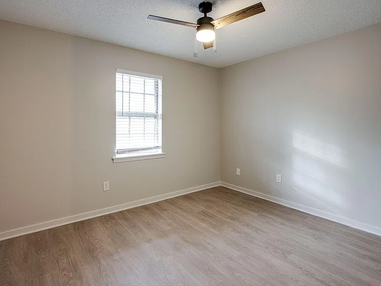 540 N Mendenhall Rd #2 — Photo 6