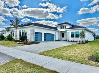 4969 Fairhope Cir, Lakewood Ranch, FL 34211