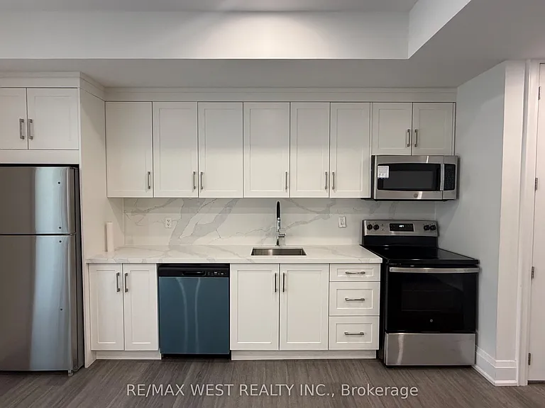 21 Antonio Ct #LOWER — Photo 10