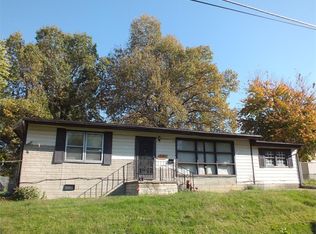 140 S Spring St, Madisonville, KY 42431
