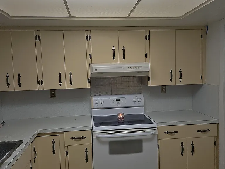 3755 S Hopkins Ave #5-C — Photo 9