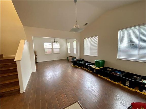 2nd image of 2449 Hibernica Ln