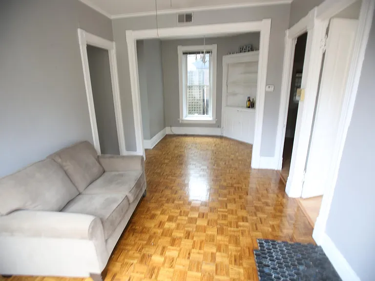 2409 N Geneva Ter #2 — Photo 2