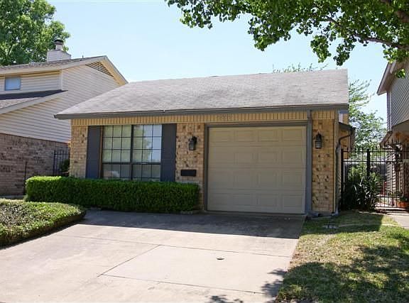 2nd image of 5005 Burlingame Dr