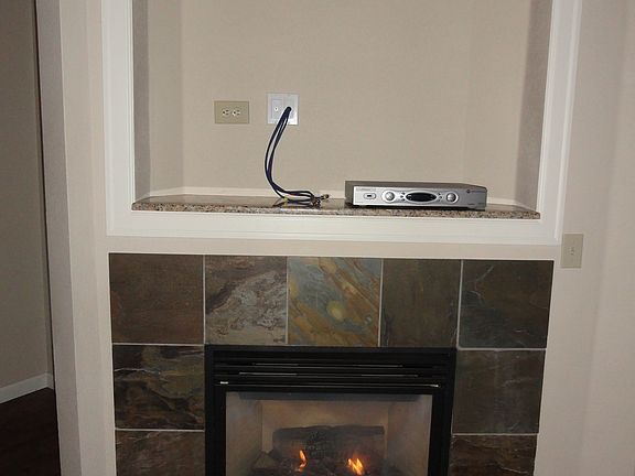 Surroud Sound Speakers - Wired for TV