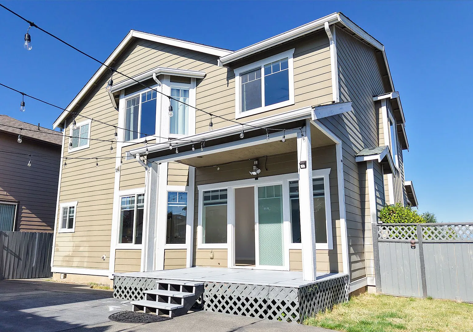 Spacious 4BR/2.5BA Ferndale Home with EV Charger — Photo 3