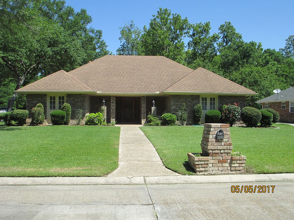 1st image of 172 Hollywood Park Dr