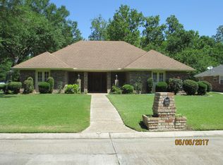 172 Hollywood Park Dr, Montz, LA 70068