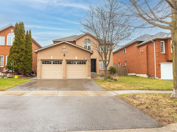 95 Clune Pl, Whitby, ON L1R 2C6
