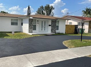 2250 SW 69th Ave, Miami, FL 33155