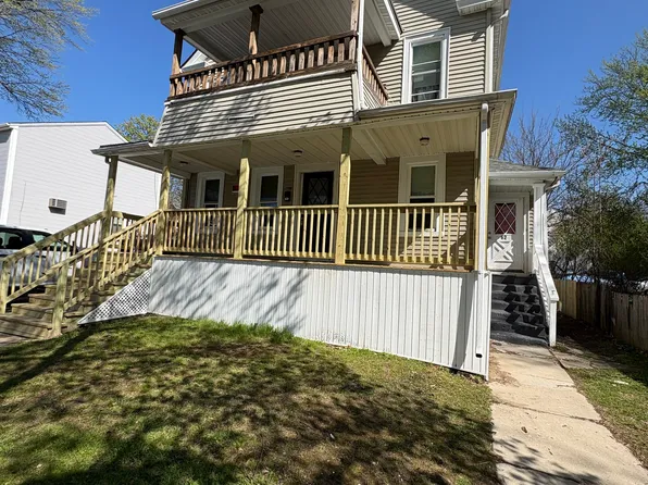 60-62 Dexter St #1, Springfield, MA 01105