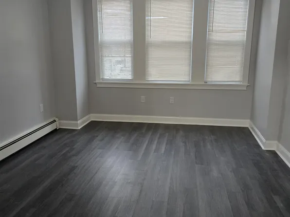 540 61st Street image 10 of 16