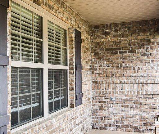 3rd image of 4671 Belvedere Cir