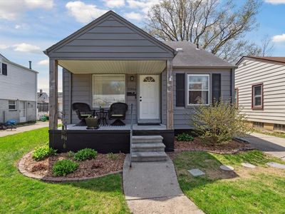 22644 Maxine St, Saint Clair Shores, MI, 48080
