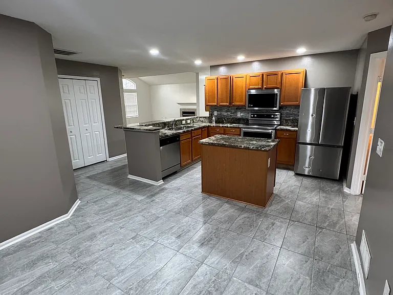 5134 Vinings Blvd — Photo 5