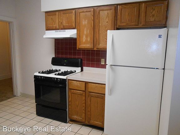 2nd image of 116 E 11th Ave