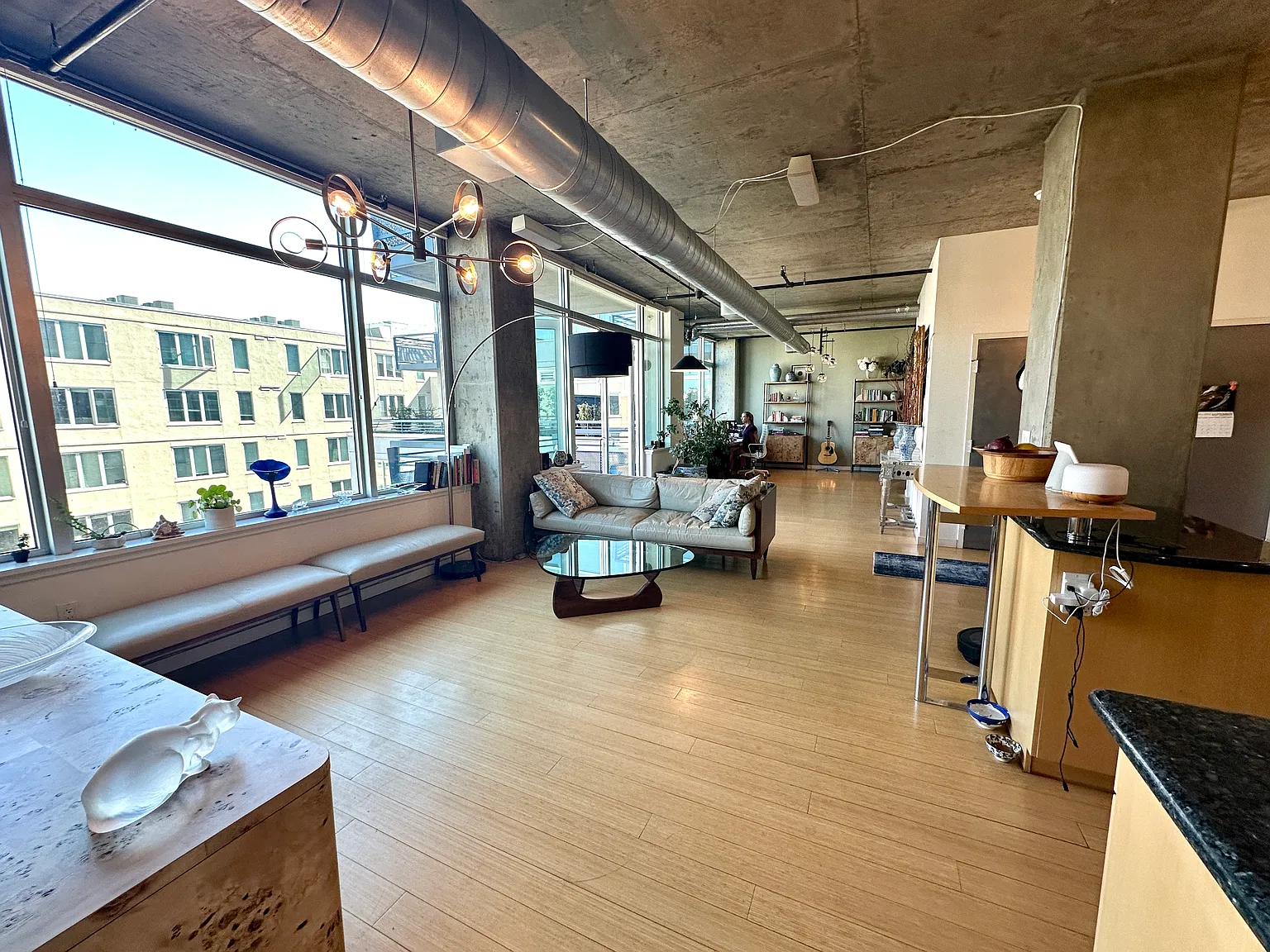 2 bed, 1230 sqft, $3,000 — Photo 4