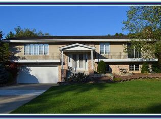 9800 Olcott Ave, Saint John, IN 46373