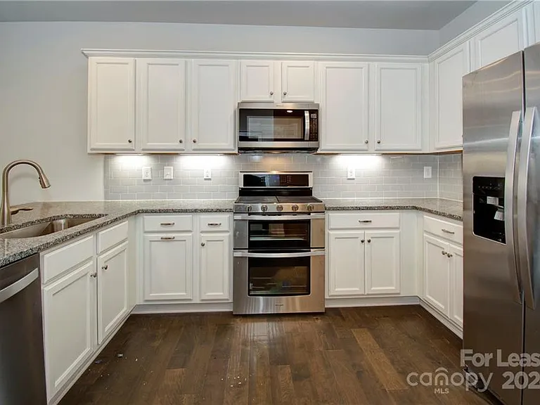 3126 Glenn Hope Way — Photo 5