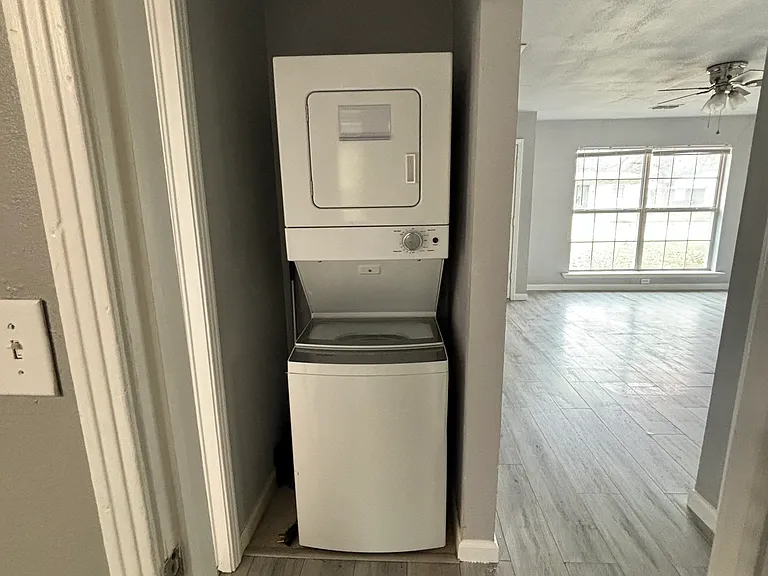 4728 Crenshaw Ave — Photo 10