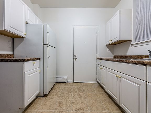 4th image of 5040 W Quincy St #3S