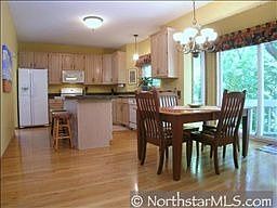4th image of 687 Brentwood Ln
