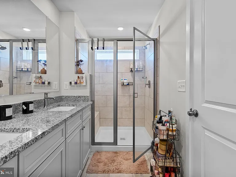 10893 Drummond Pl — Photo 17