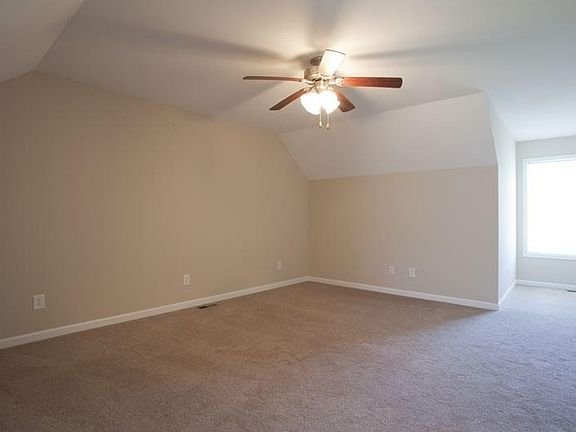 3rd image of 2108 Pleasant View Dr APT 202