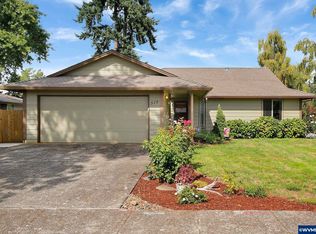 515 S Pershing St, Mount Angel, OR 97362