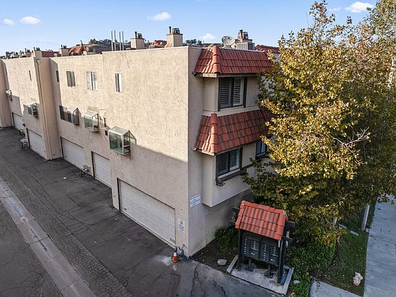 3rd image of 27659 Ironstone Dr APT 1
