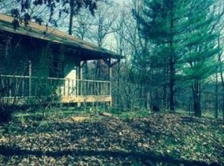 3315 Forest Fields Dr, Nashville, IN 47448
