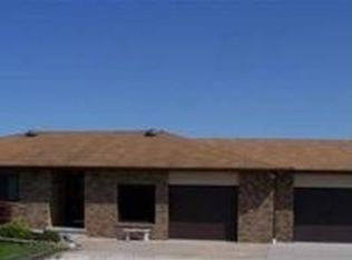 15816 Kiser Rd, Louisville, NE 68037