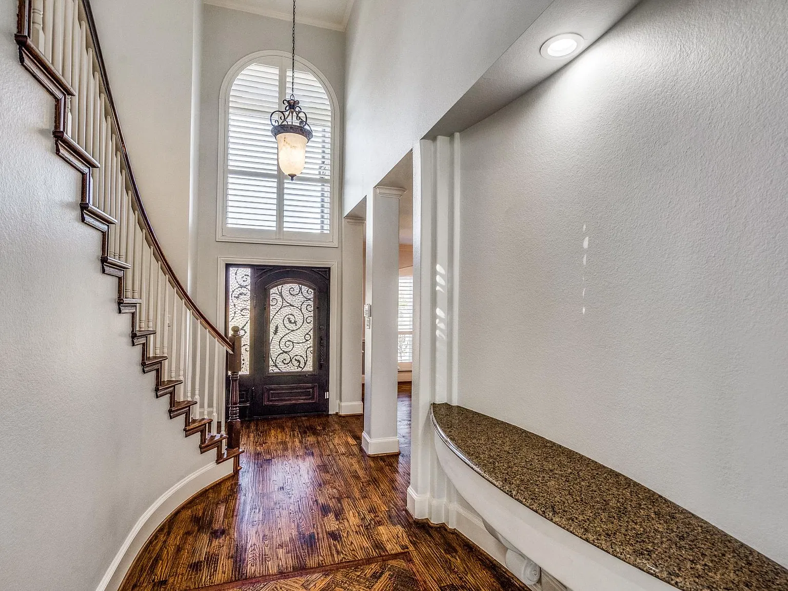 4 bed, 3.5 bath, 3195 sqft, $3,450 — Photo 3