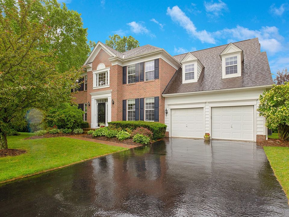 1st image of 7167 Brooks Close
