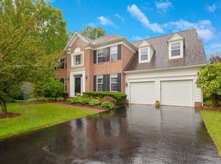 7167 Brooks Close, New Albany, OH 43054