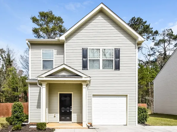 104 Belmont Park Dr, Newnan, GA 30263