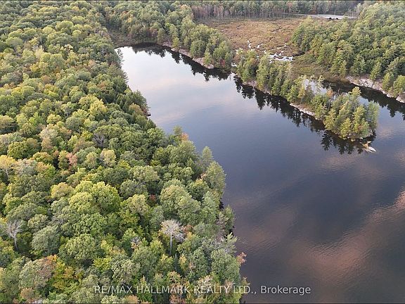 4th image of 1039 Sniders Bay Rd