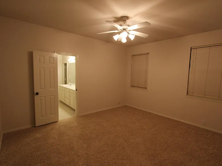 1017 Porter Pl — Photo 42