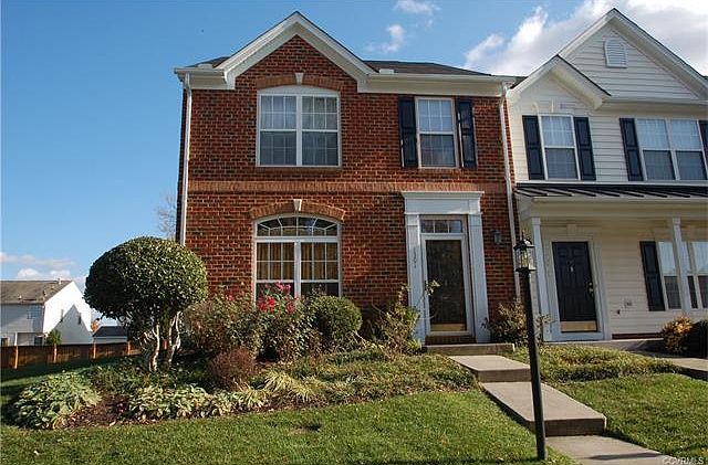 1st image of 1301 New Haven Ct #1301