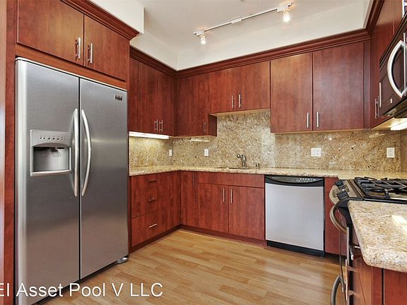 5th image of 1888 Geneva Ave #10459809