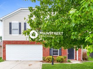 1638 Blue Grass Pkwy, Greenwood, IN 46143