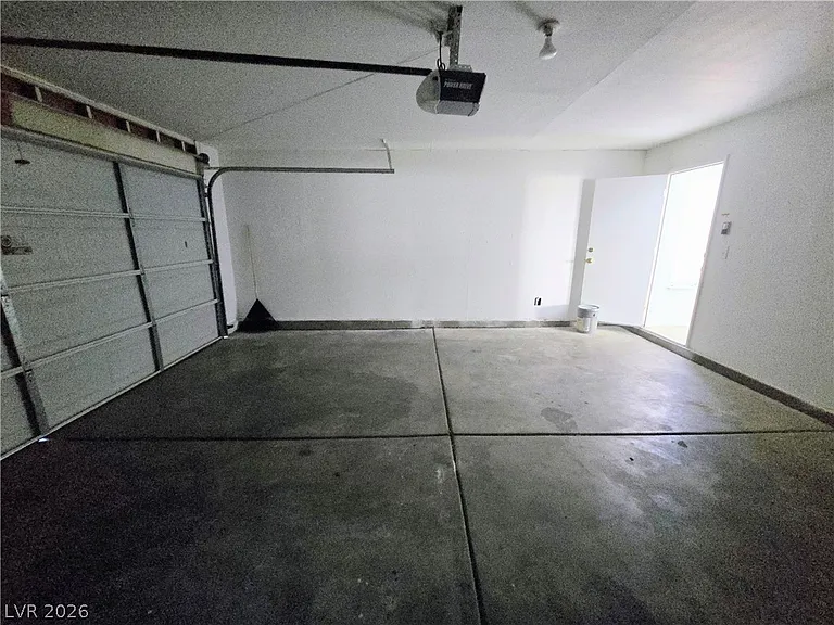 5797 Cedar Ave — Photo 45