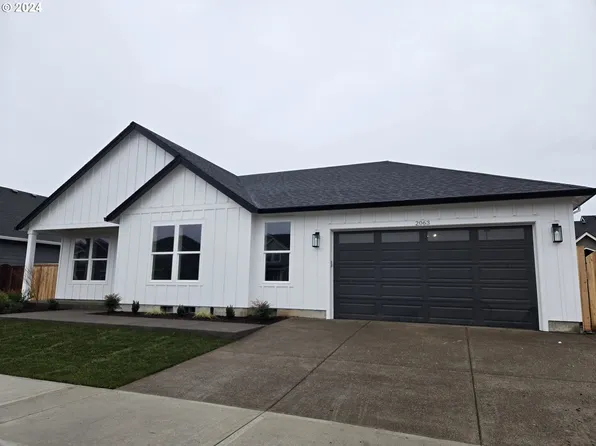 2063 SE 10th Pl, Canby, OR 97013