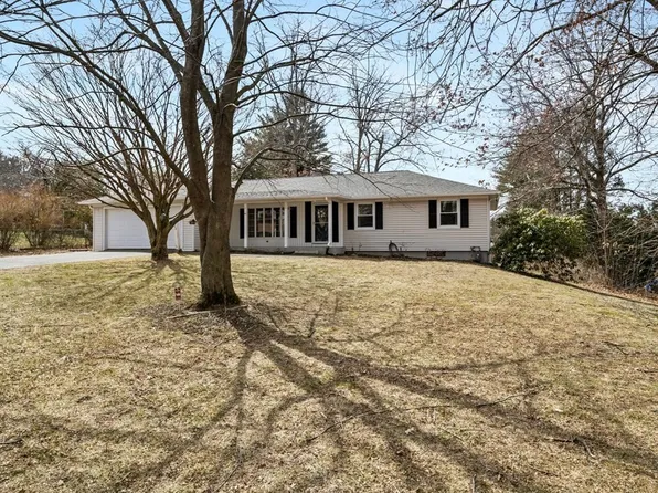 268 Forest Hills Rd, Springfield, MA 01128