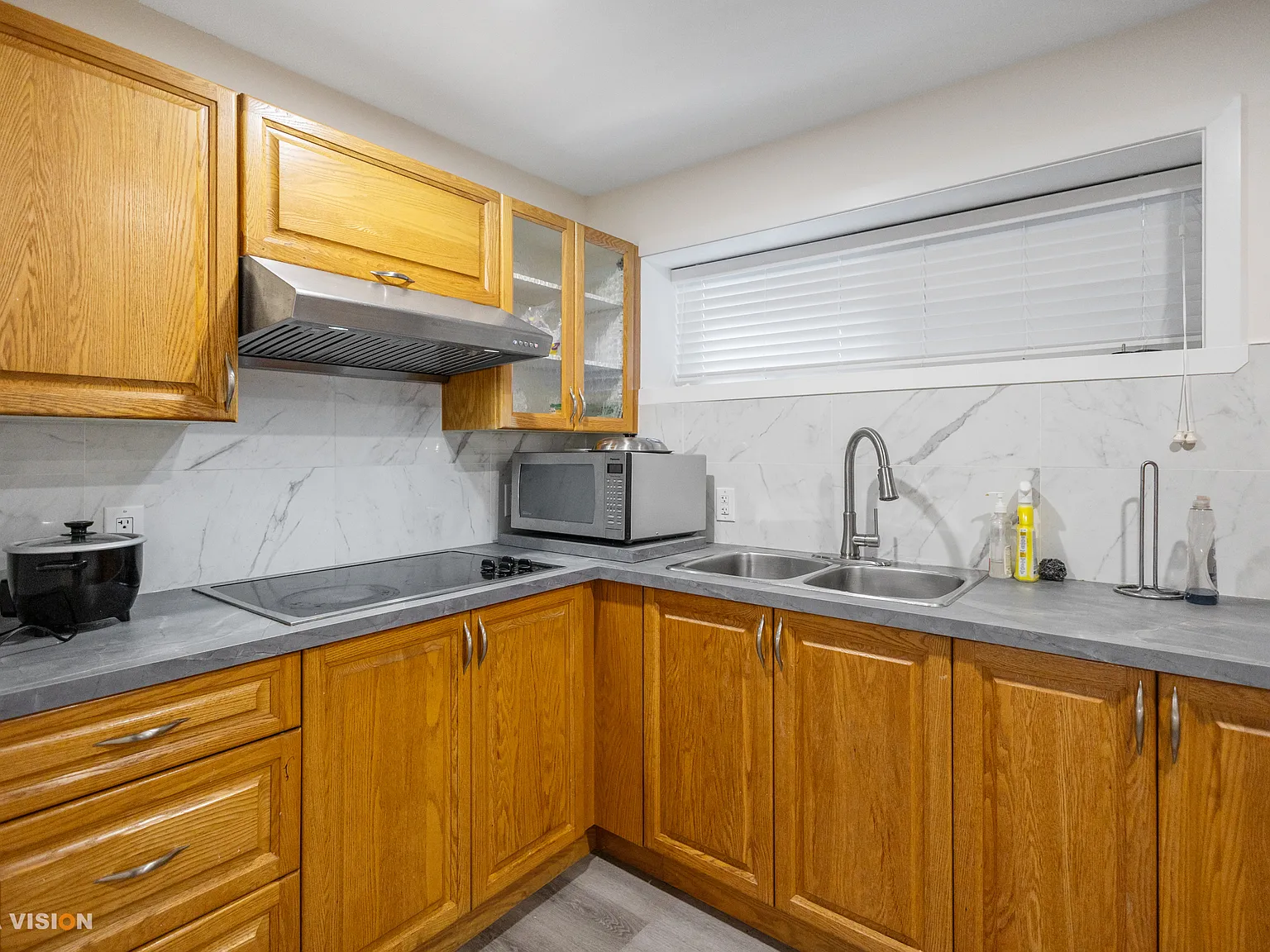 4 bed, 1200 sqft, $3,000 — Photo 4