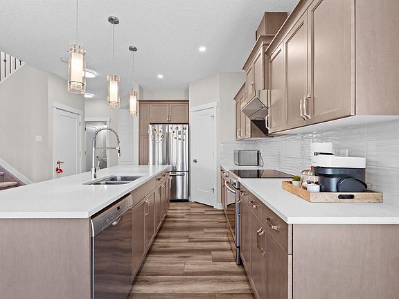 4th image of 4673 Alwood Way SW